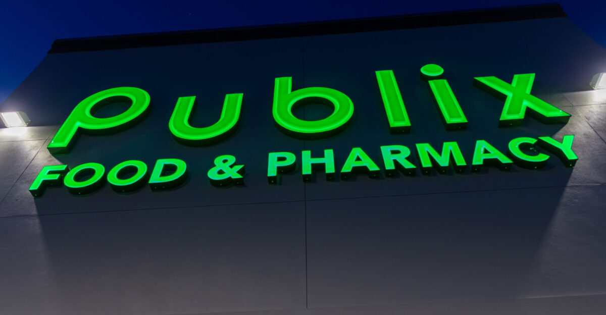 Signage of a Publix store in Orlando Florida displayed at night