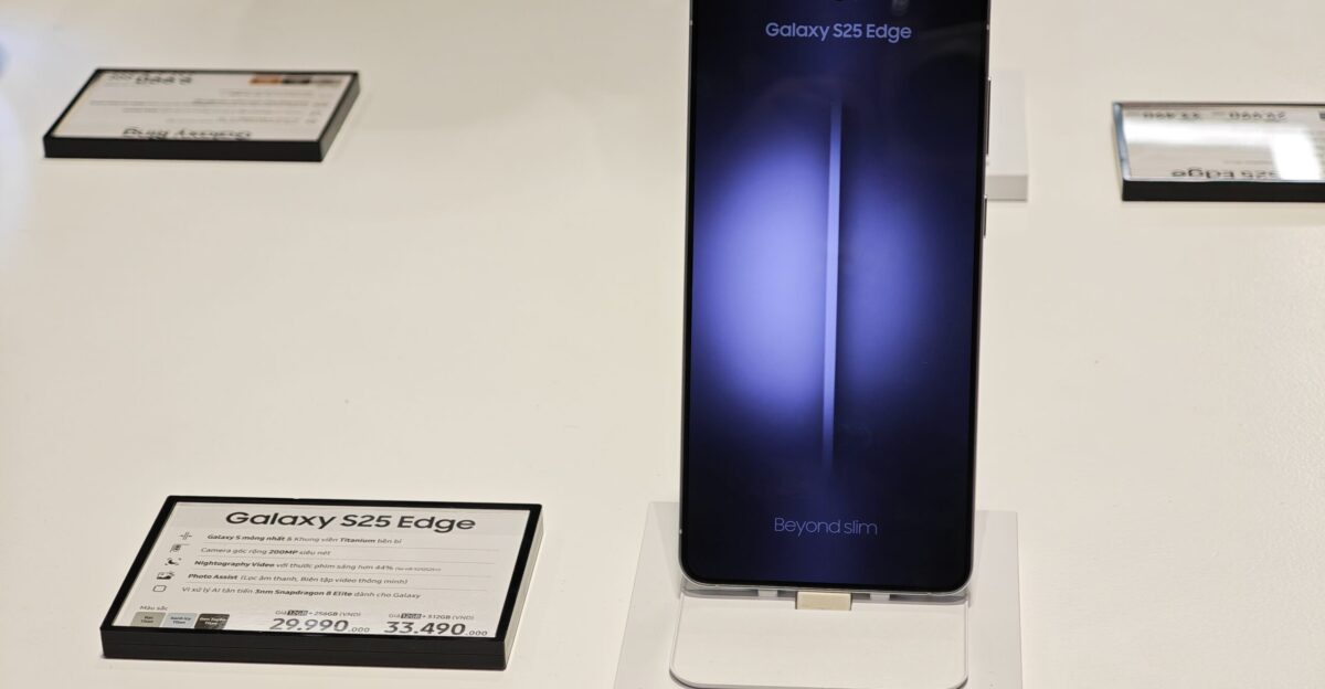 M t tr c c a S25 Edge